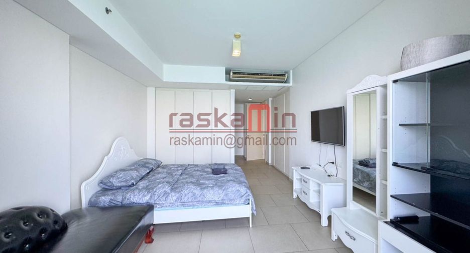 For sale 3 bedrooms condo in Bang Lamung, Chonburi