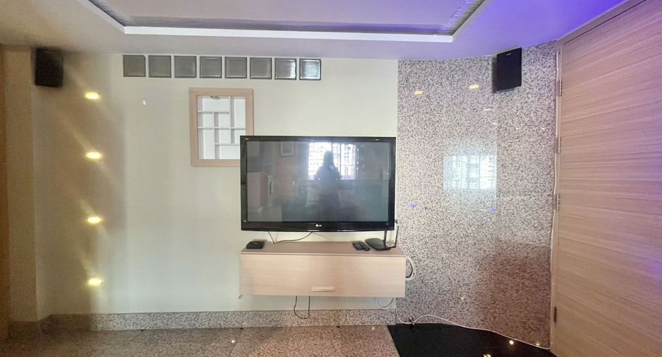 For rent 1 bed condo in Mueang Chiang Mai, Chiang Mai