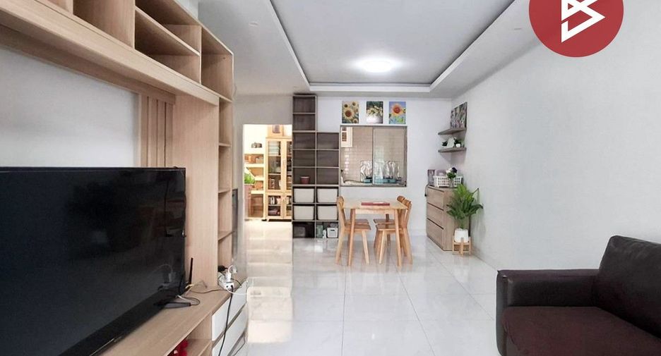 Продажа 3 спальни таунхаус в Khlong Luang, Патумтани