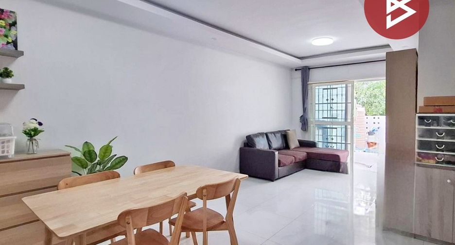 Продажа 3 спальни таунхаус в Khlong Luang, Патумтани