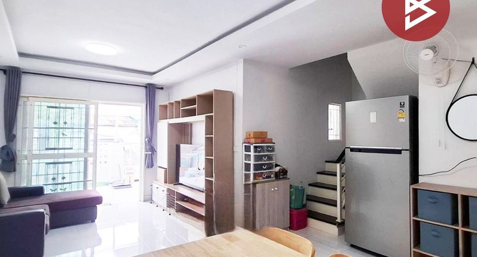 Продажа 3 спальни таунхаус в Khlong Luang, Патумтани