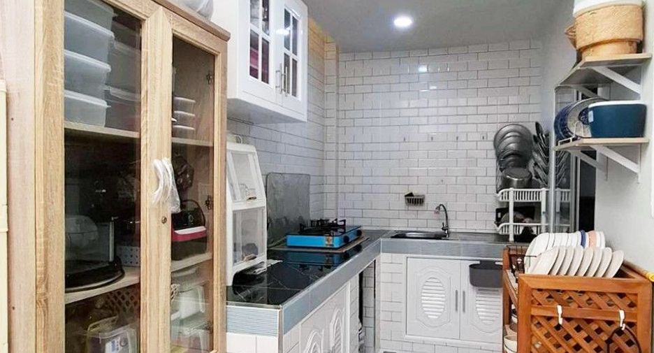 Продажа 3 спальни таунхаус в Khlong Luang, Патумтани