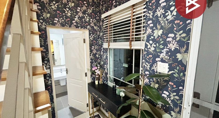 For sale 3 bedrooms house in Mueang Samut Prakan, Samut Prakan