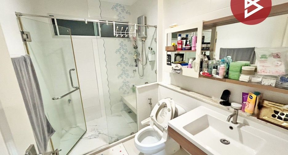 For sale 3 bedrooms house in Mueang Samut Prakan, Samut Prakan