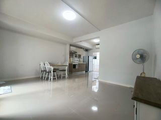 For rent 2 bedrooms townhouse in Bang Phli, Samut Prakan