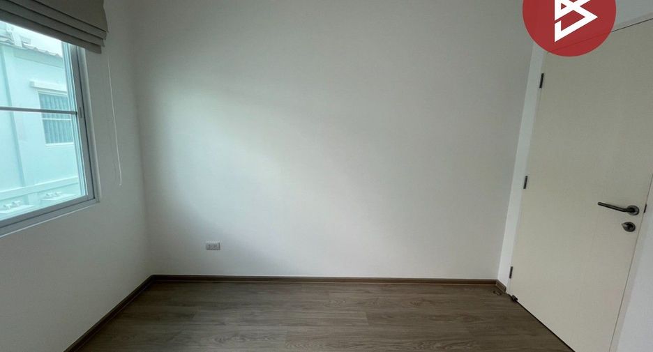 For sale studio townhouse in Phra Samut Chedi, Samut Prakan