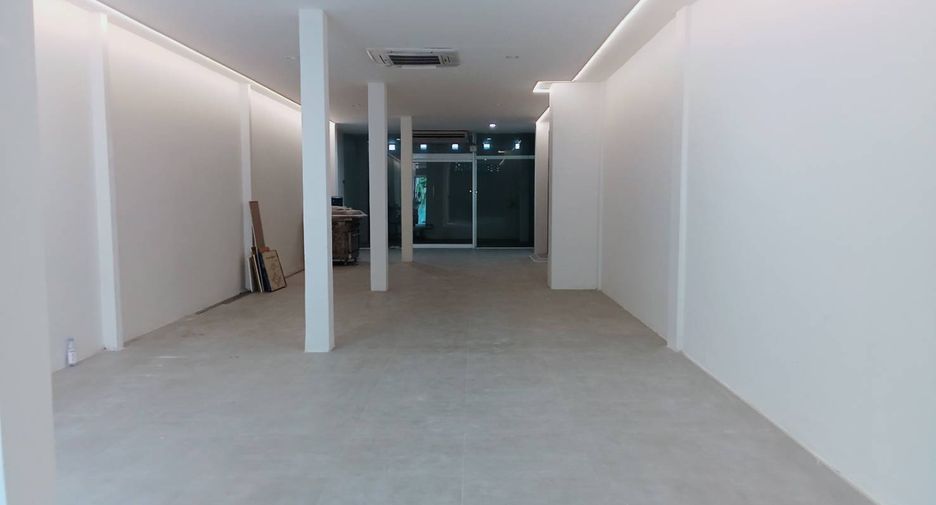 Local comercial en alquiler en Watthana, Bangkok