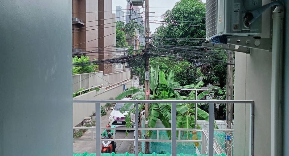 Local comercial en alquiler en Watthana, Bangkok