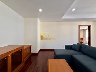 For rent 2 bedrooms apartment in Pathum Wan, Bangkok