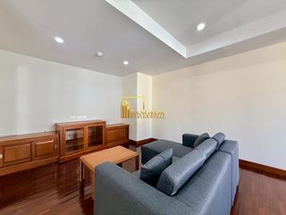 For rent 2 bedrooms apartment in Pathum Wan, Bangkok