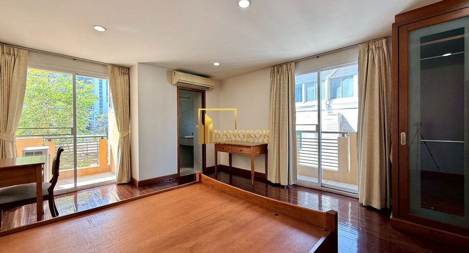 For rent 2 bedrooms apartment in Pathum Wan, Bangkok