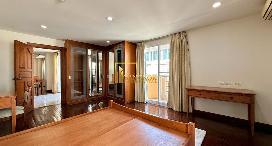 For rent 2 bedrooms apartment in Pathum Wan, Bangkok
