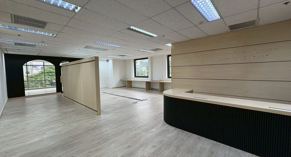 À louer bureau à Pathum Wan, Bangkok