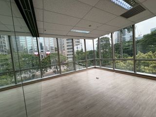 Büro zur Miete in Pathum Wan, Bangkok