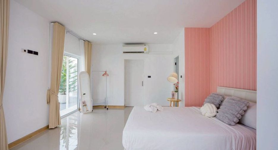 For sale 4 bedrooms villa in Bang Lamung, Chonburi