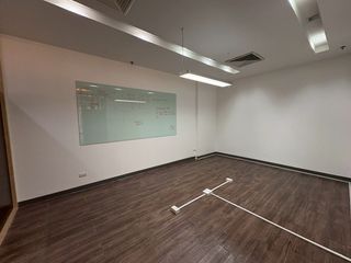 Büro zur Miete in Pathum Wan, Bangkok