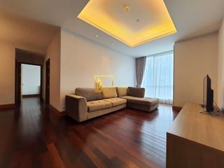 For rent 2 bedrooms condo in Sathon, Bangkok