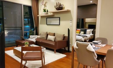 For rent 2 bedrooms condo in Khlong Toei, Bangkok