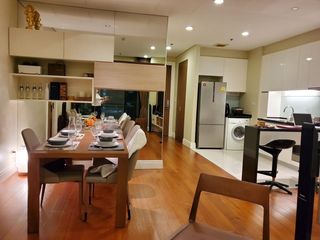 Condo en alquiler de 2 habitaciones en Khlong Toei, Bangkok