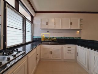 For rent 3 ベッドルーム apartment in Khlong Toei, Bangkok