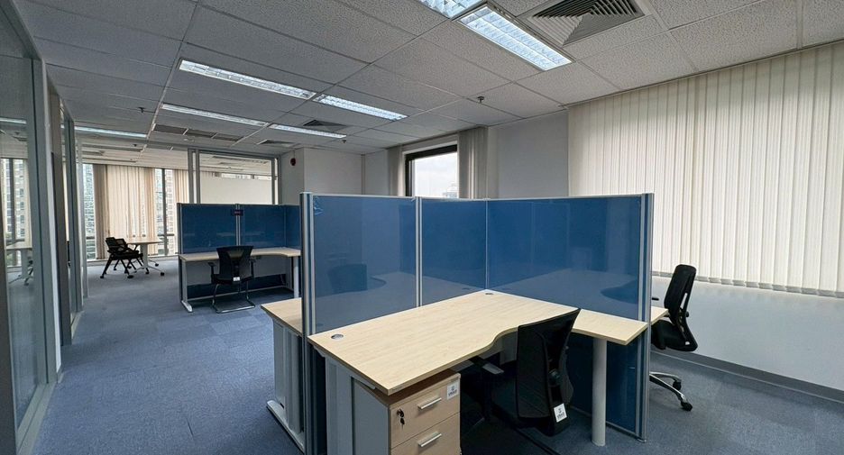 For rent office in Pathum Wan, Bangkok