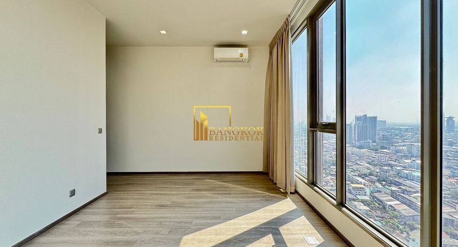 For rent 3 bedrooms condo in Bang Kho Laem, Bangkok