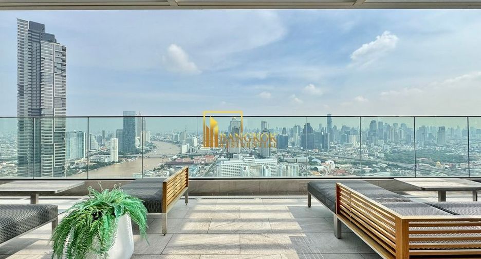 For rent 3 bedrooms condo in Bang Kho Laem, Bangkok