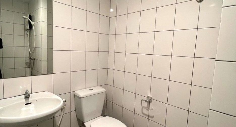 For sale 1 bed condo in Mueang Chachoengsao, Chachoengsao
