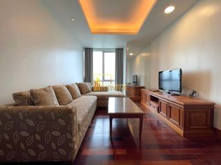 For rent 2 bedrooms condo in Sathon, Bangkok