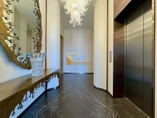 Condo en venta de 3 habitaciones en Pathum Wan, Bangkok