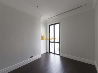 Condo en alquiler y en venta de 3 habitaciones en Pathum Wan, Bangkok