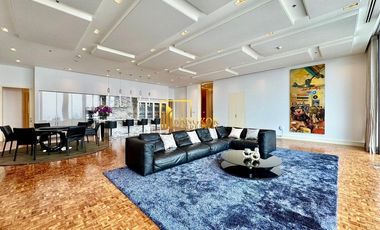 For sale 4 bedrooms condo in Sathon, Bangkok