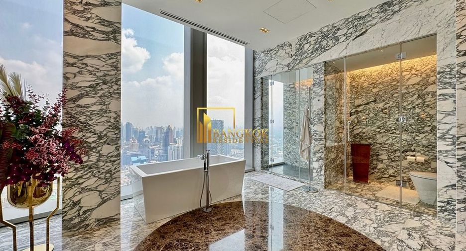 For sale 4 bedrooms condo in Sathon, Bangkok