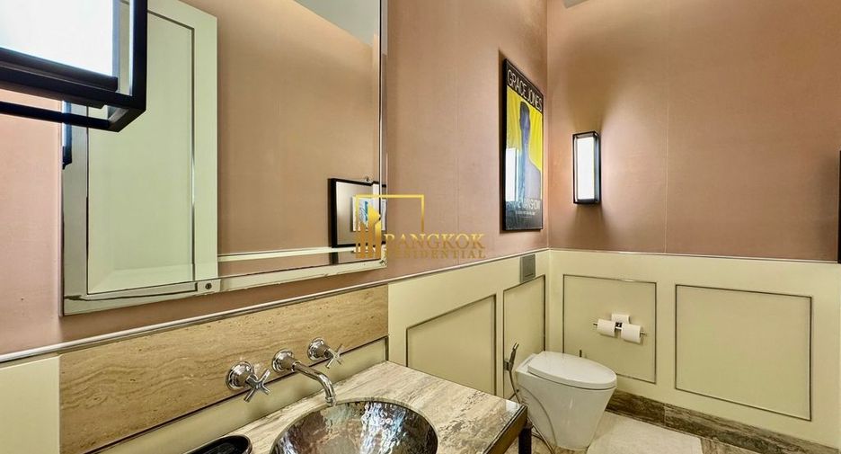For sale 4 bedrooms condo in Sathon, Bangkok