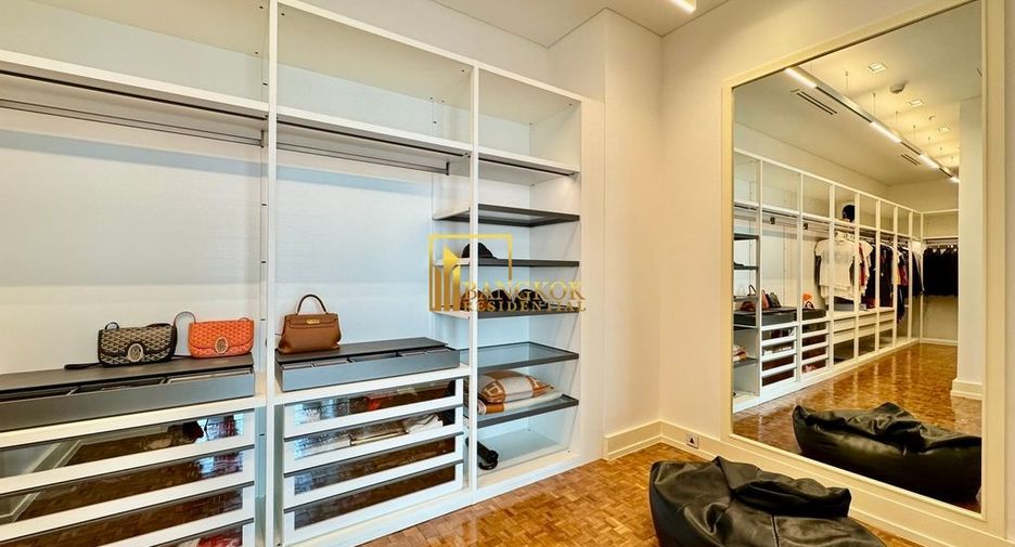 For sale 4 bedrooms condo in Sathon, Bangkok