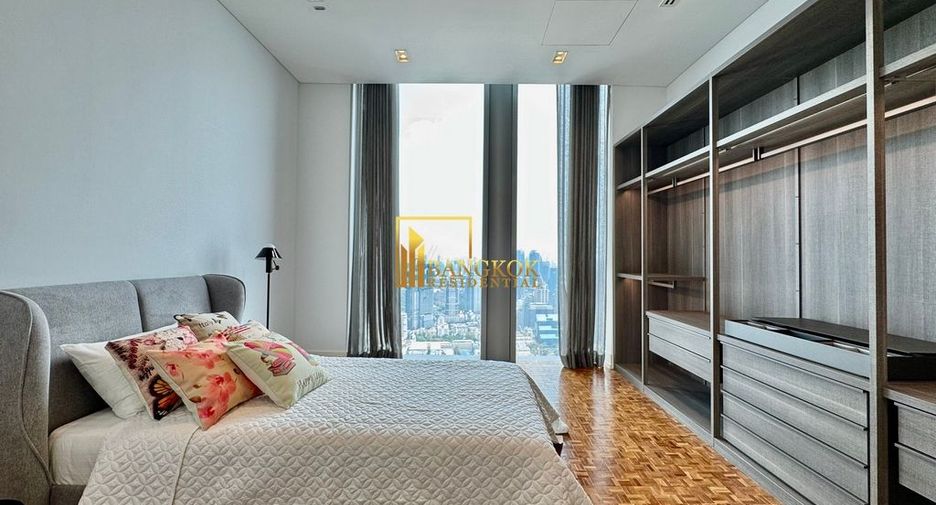 For sale 4 bedrooms condo in Sathon, Bangkok