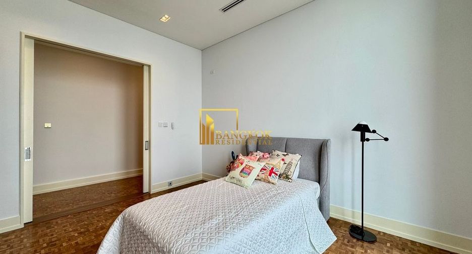 For sale 4 bedrooms condo in Sathon, Bangkok