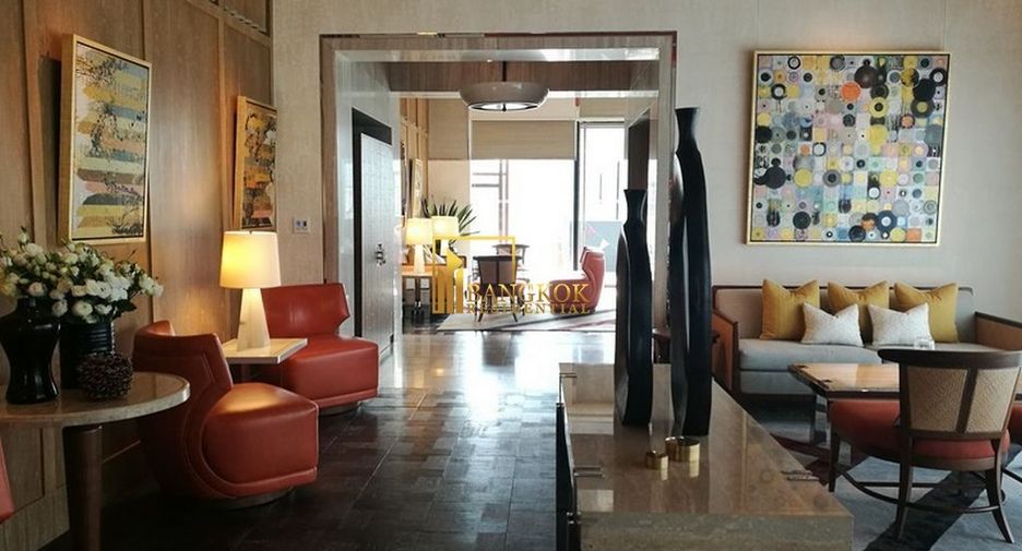 Condo en alquiler y en venta de 3 habitaciones en Sathon, Bangkok