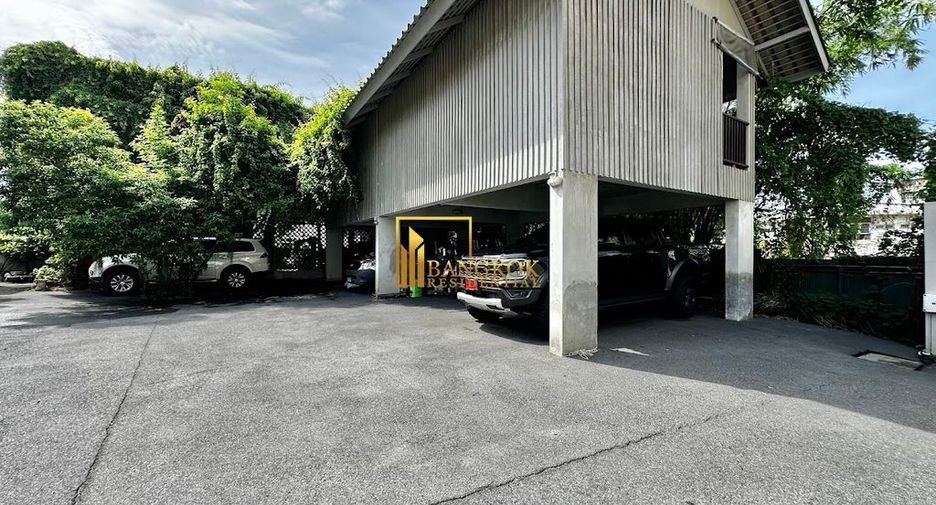 Haus zum Kauf mit 2 Zimmer in Yan Nawa, Bangkok