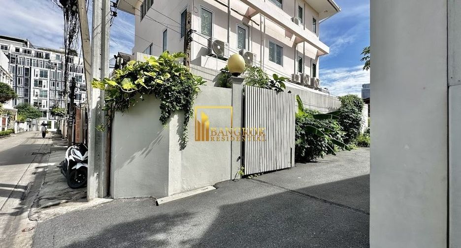 Haus zum Kauf mit 2 Zimmer in Yan Nawa, Bangkok