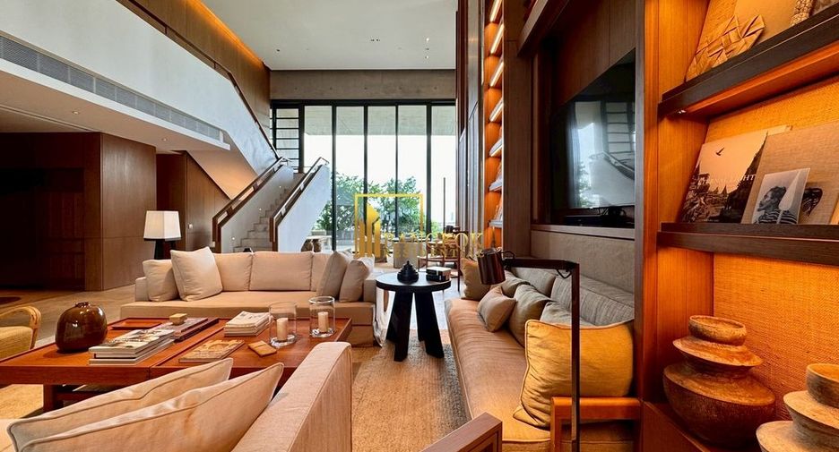 À vendre 3 chambres condo à Yan Nawa, Bangkok