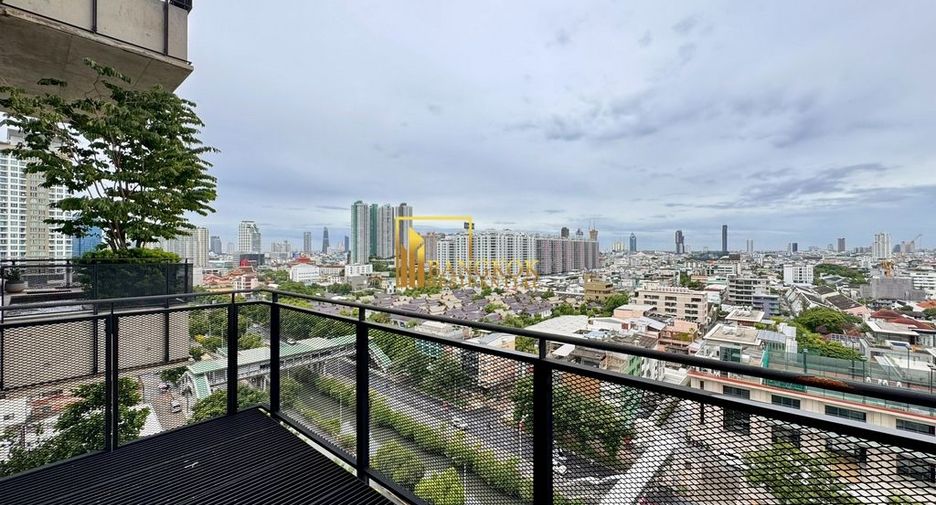 À vendre 3 chambres condo à Yan Nawa, Bangkok