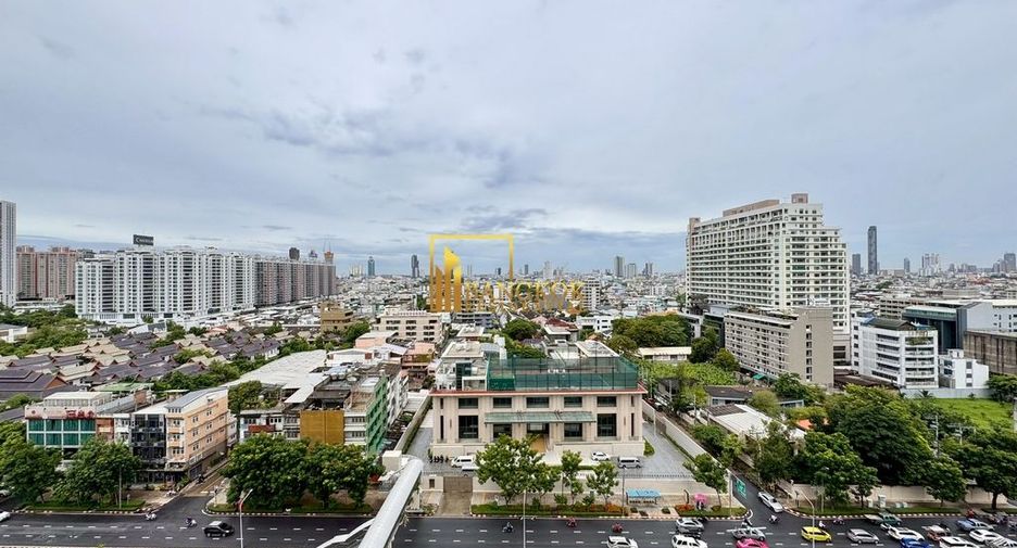 À vendre 3 chambres condo à Yan Nawa, Bangkok