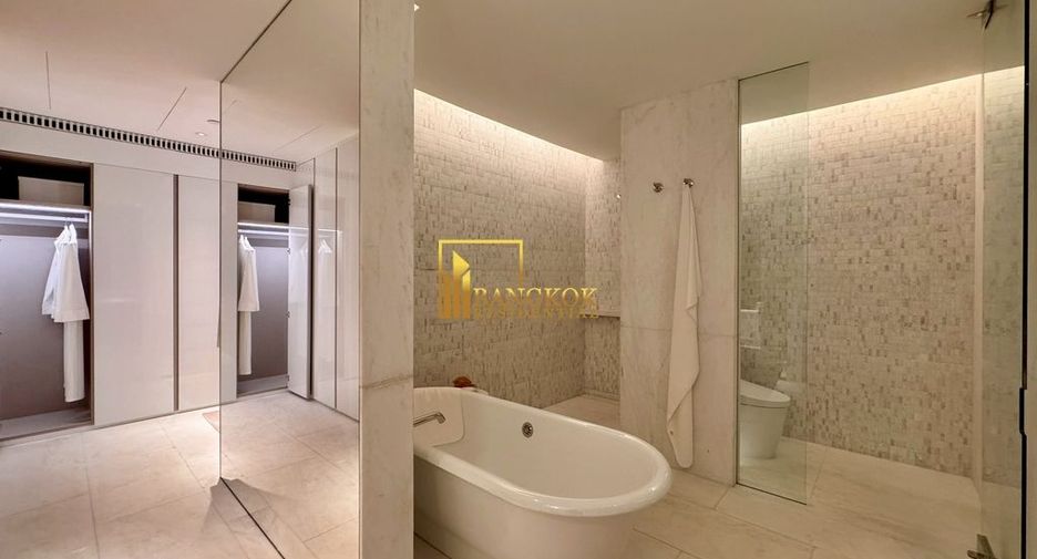 À vendre 3 chambres condo à Yan Nawa, Bangkok