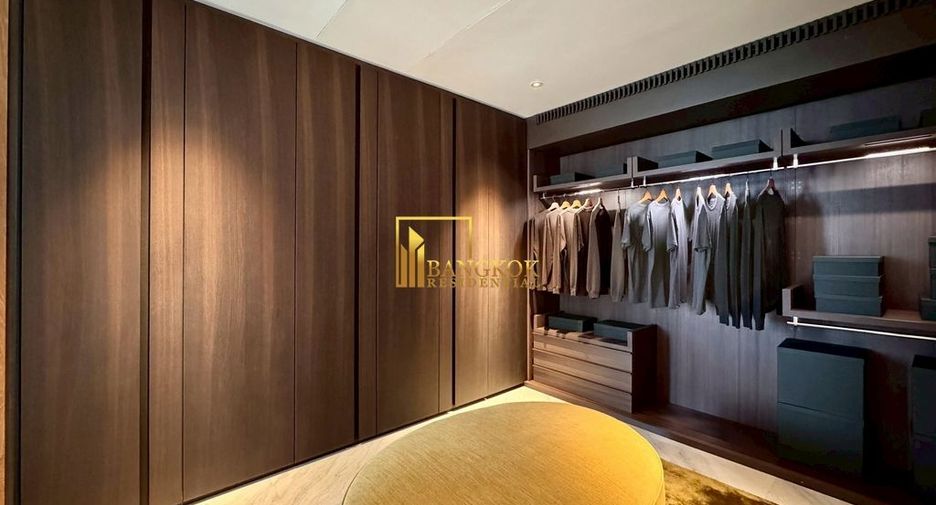 À vendre 3 chambres condo à Yan Nawa, Bangkok