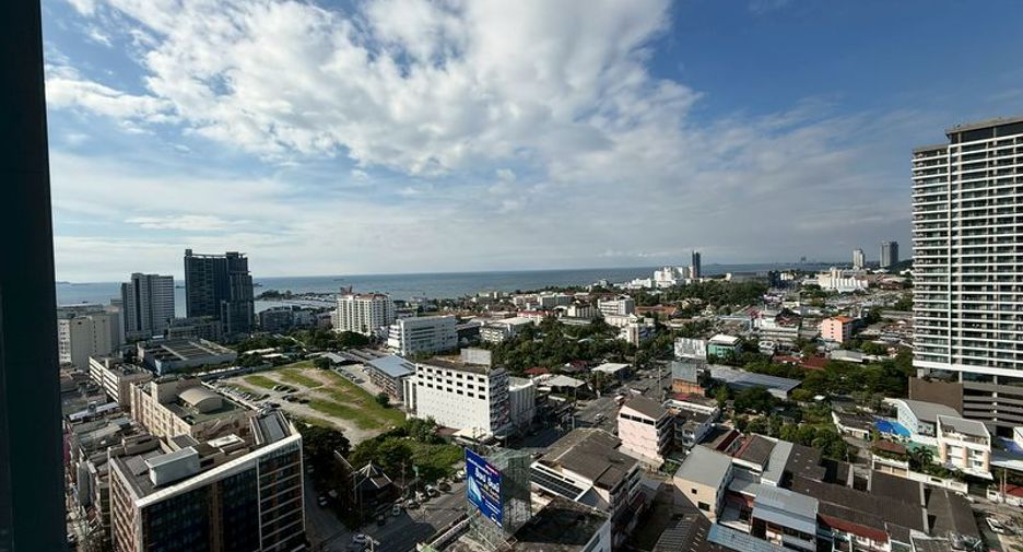 For rent 2 bedrooms condo in Si Racha, Chonburi