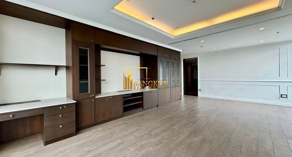 Wohnung zur Miete und zum Kauf mit 4 Zimmer in Khlong Toei, Bangkok
