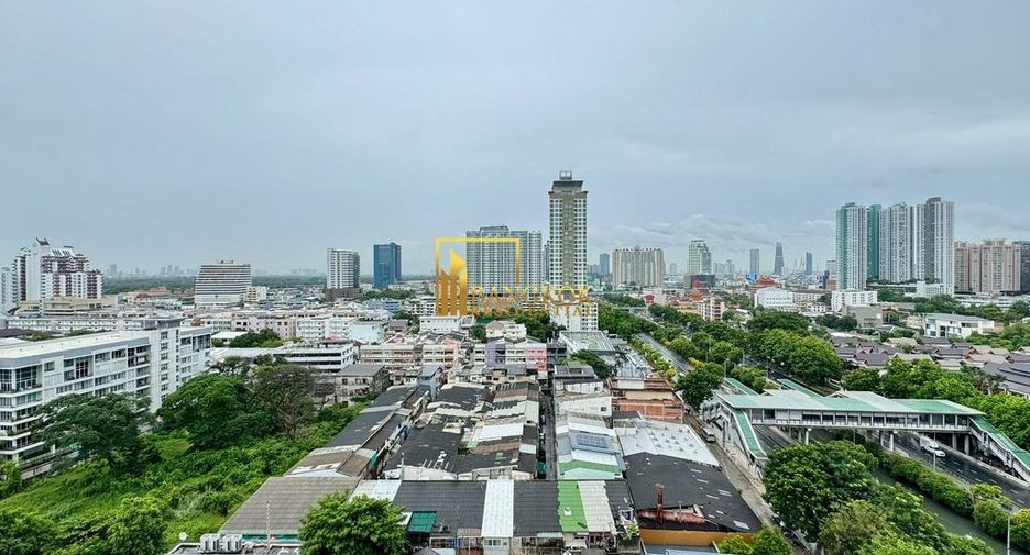 À vendre 3 chambres condo à Yan Nawa, Bangkok