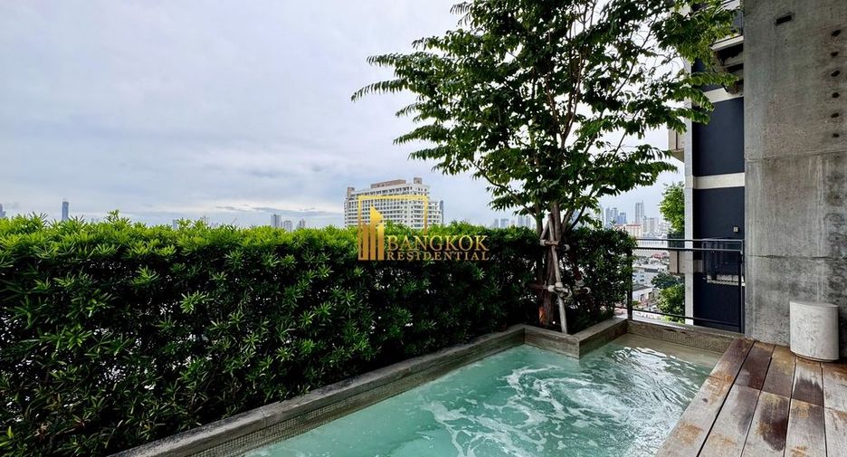 À vendre 3 chambres condo à Yan Nawa, Bangkok