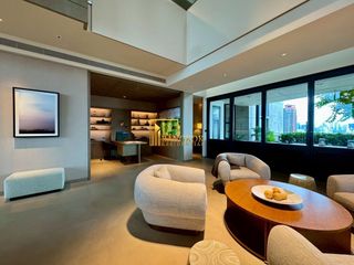 For sale 3 bedrooms condo in Yan Nawa, Bangkok